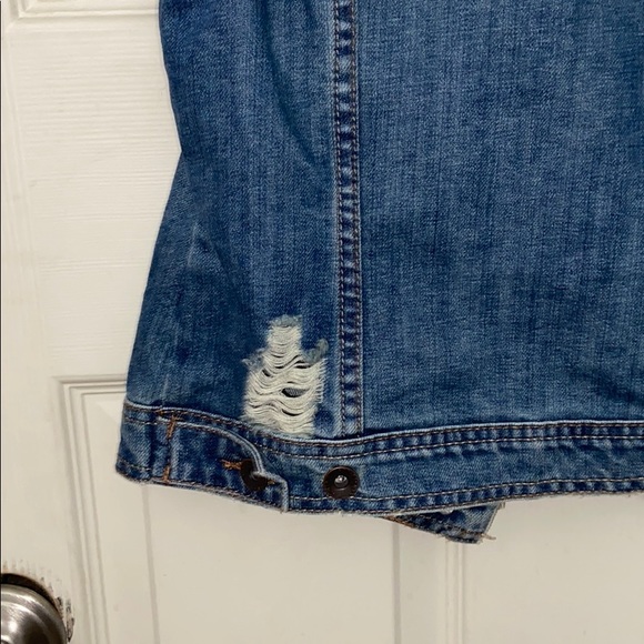 Sleeveless Distressed/Ripped Denim Vest, Size S - Picture 11 of 11